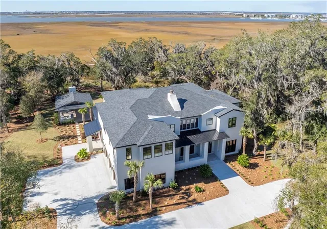 $6,250,000 | 126 Point Lane, St. Simons Island, GA 31522