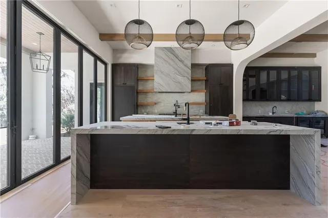 $6,250,000 | 126 Point Lane, St. Simons Island, GA 31522