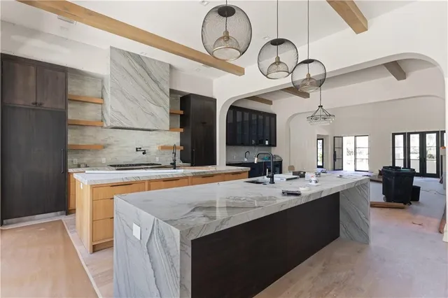 $6,250,000 | 126 Point Lane, St. Simons Island, GA 31522