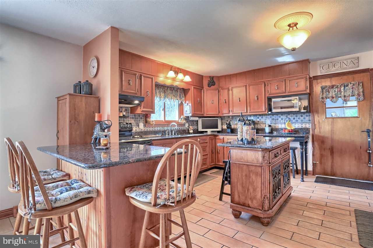 1601 Ridge Road York Springs, PA 17372 - Photo 11 of 25 Gallery Image 11