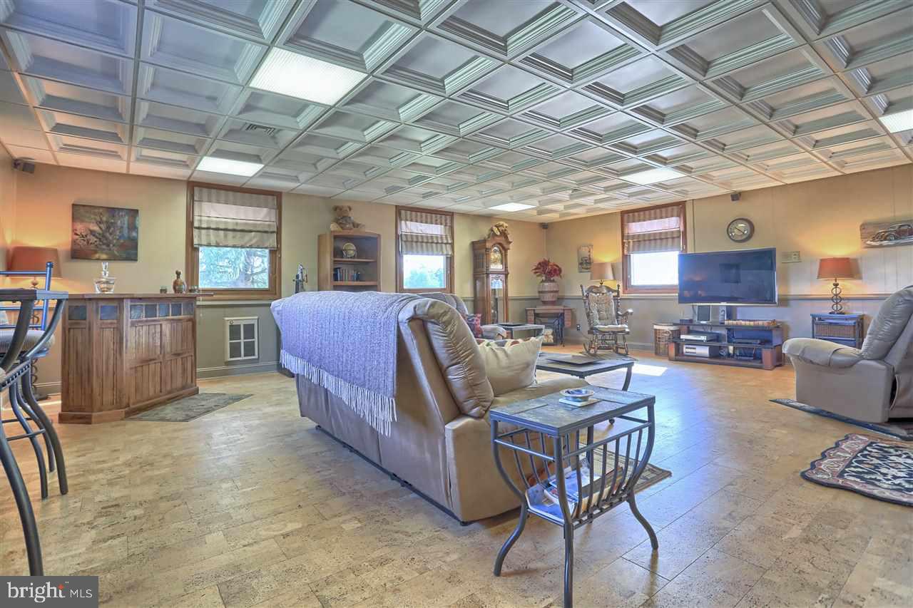 1601 Ridge Road York Springs, PA 17372 - Photo 17 of 25 Gallery Image 17
