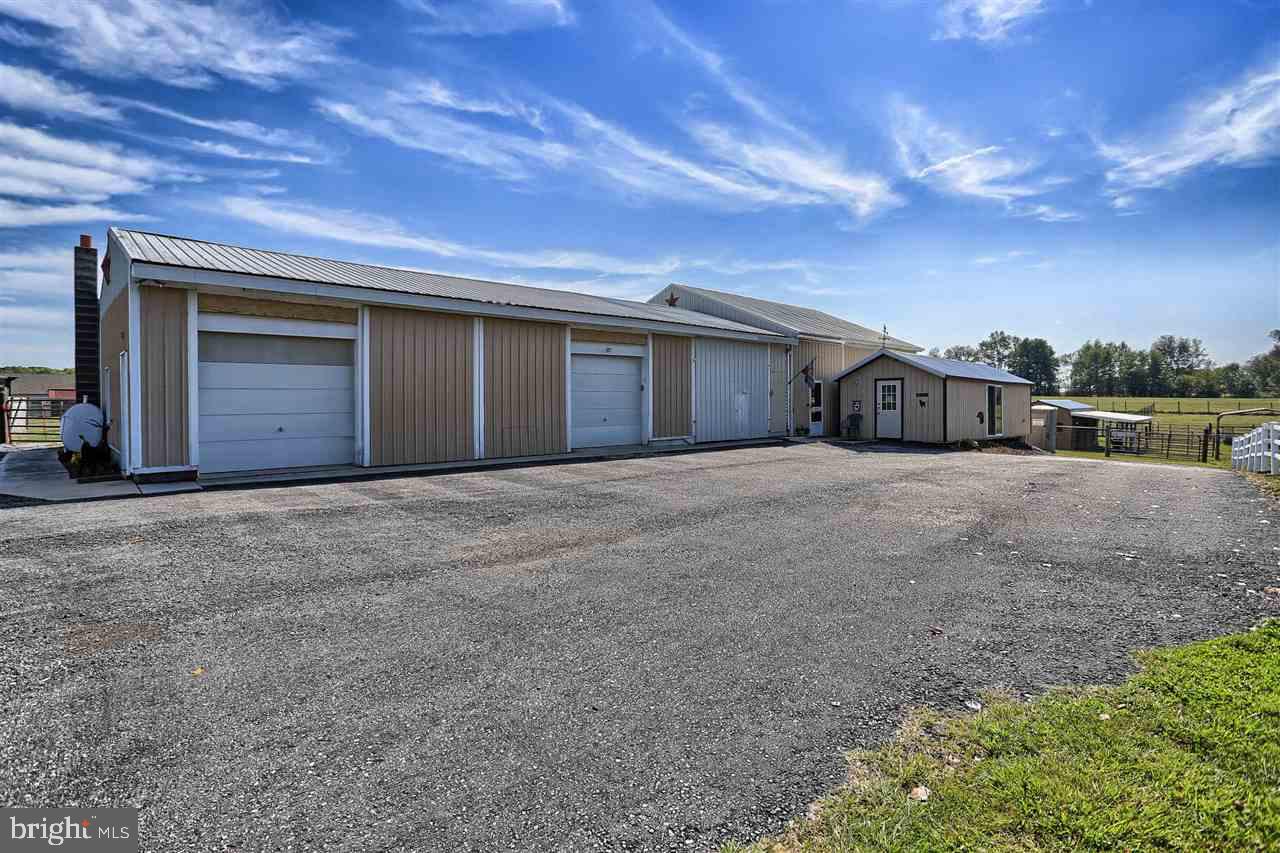 1601 Ridge Road York Springs, PA 17372 - Photo 6 of 25 Gallery Image 6