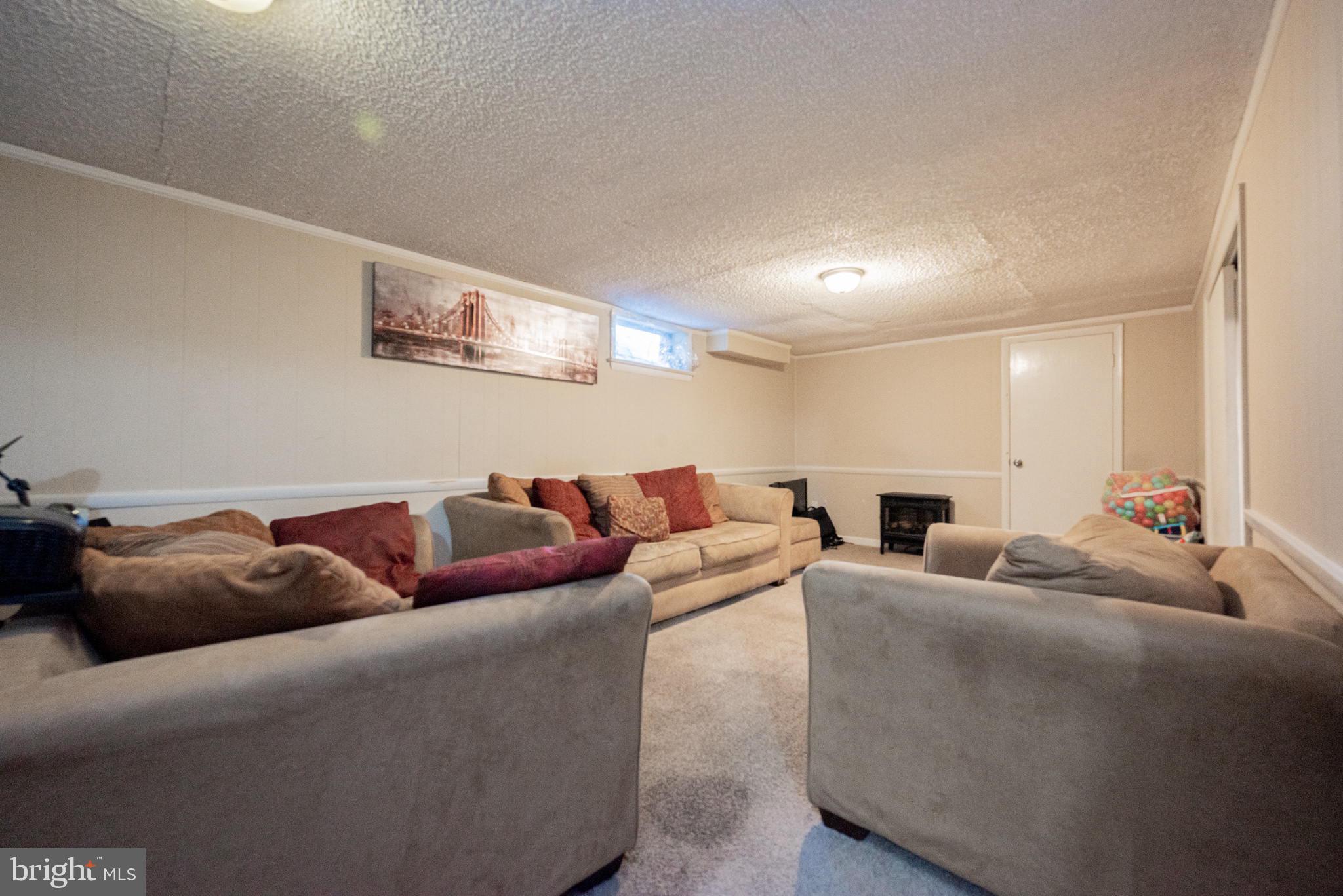 309 Laurel Road Sharon Hill, PA 19079 - Photo 24 of 27 Gallery Image 24