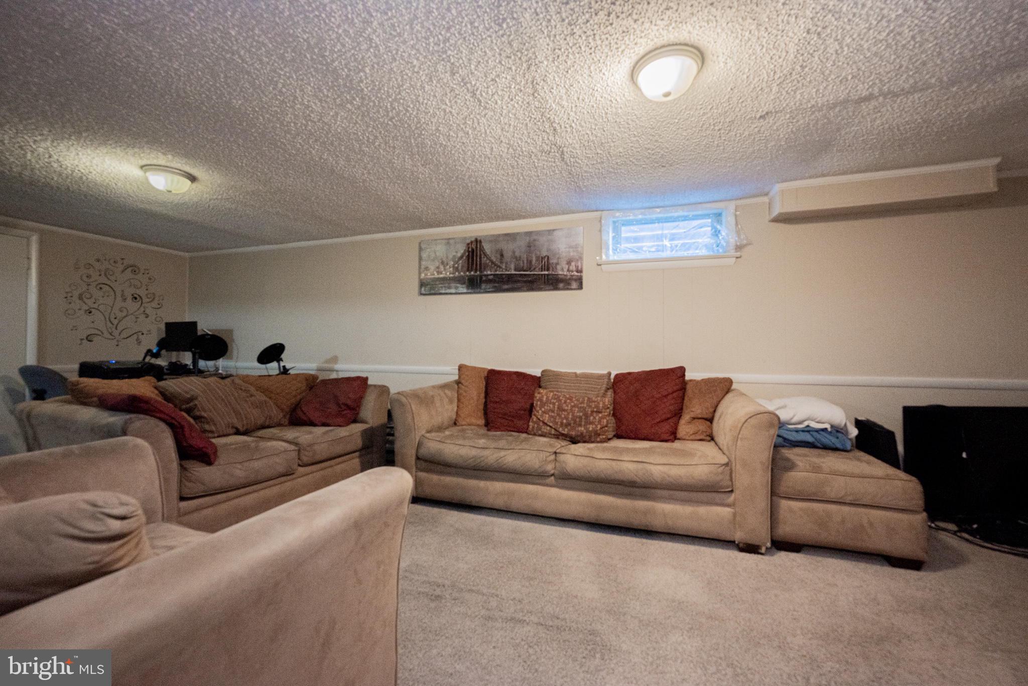 309 Laurel Road Sharon Hill, PA 19079 - Photo 26 of 27 Gallery Image 26