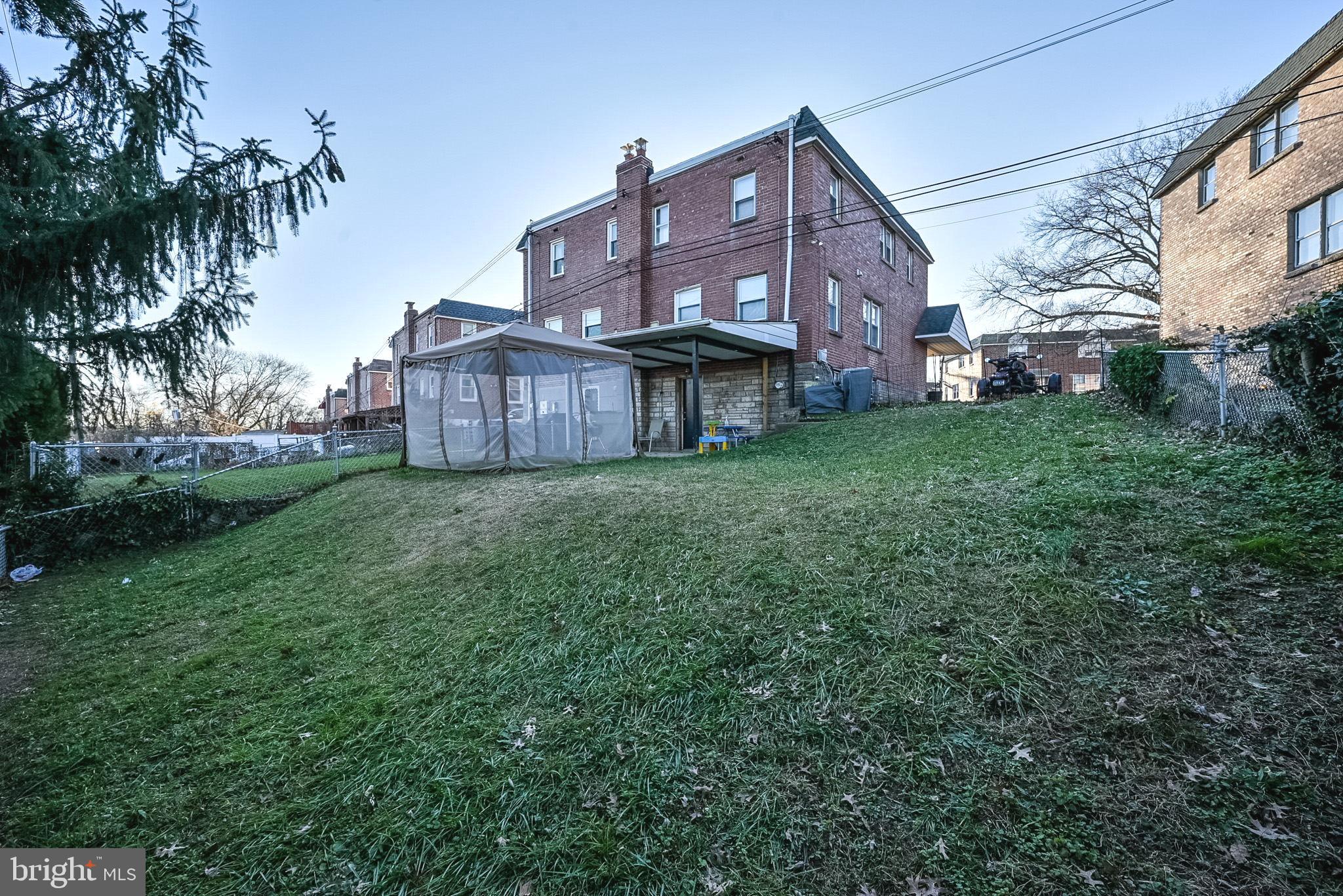 309 Laurel Road Sharon Hill, PA 19079 - Photo 5 of 27 Gallery Image 5