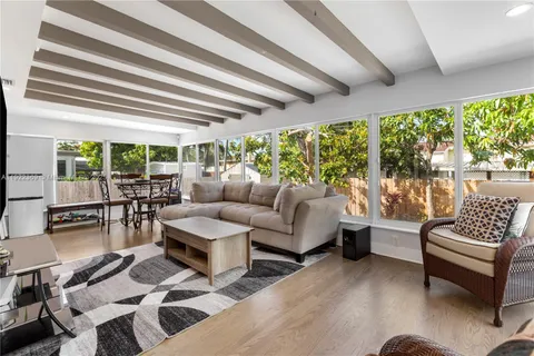 $4,200 | 7915 Southwest 23rd Street, Miami, FL 33155