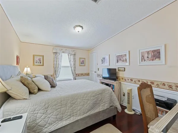 $2,250 | 1705 West Schwartz Boulevard, Lady Lake, FL 32159