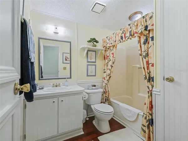 $2,250 | 1705 West Schwartz Boulevard, Lady Lake, FL 32159