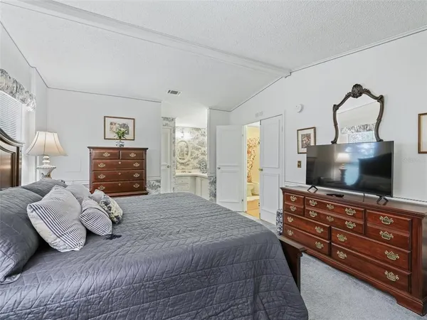 $2,250 | 1705 West Schwartz Boulevard, Lady Lake, FL 32159