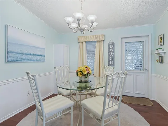 $2,250 | 1705 West Schwartz Boulevard, Lady Lake, FL 32159