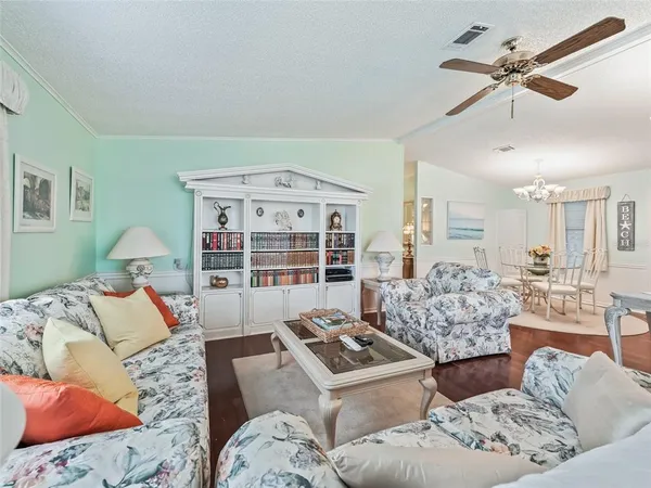 $2,250 | 1705 West Schwartz Boulevard, Lady Lake, FL 32159