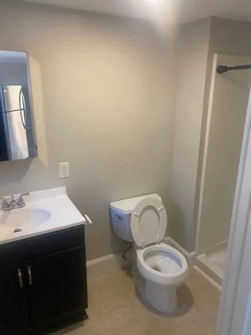 $1,800 | 66 Cabot Street, Unit 2L, Beverly, MA 01915