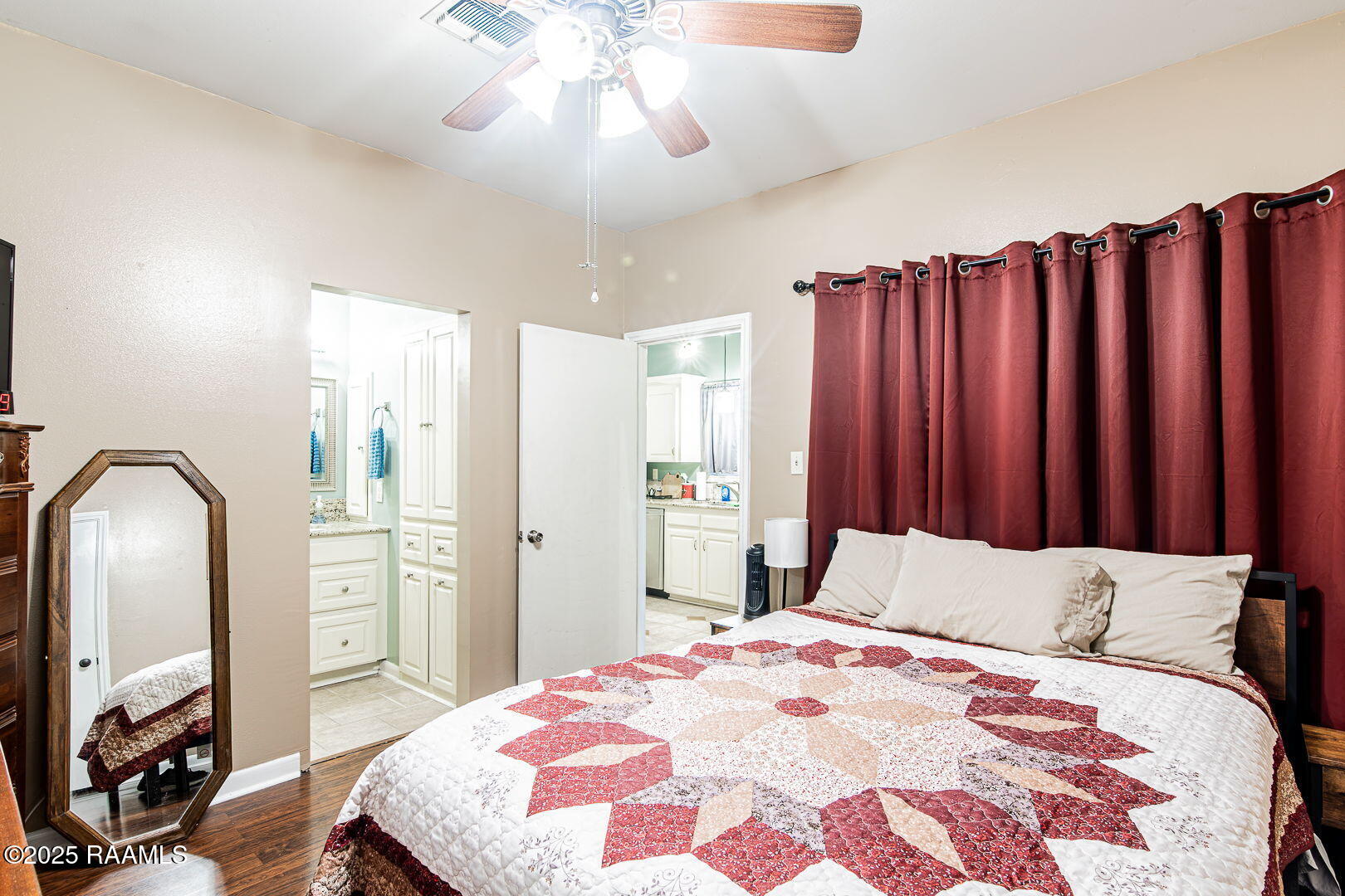 133 Castle Row, Unit A Lafayette, LA 70506 - Photo 8 of 24 11-web-or-mls-4Y6A9208-HDR