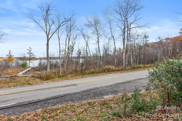 $135,000 | 9310 Benjamin Drive, Newaygo, MI 49337