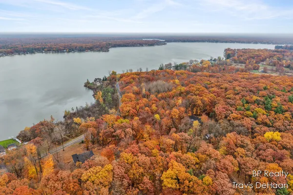 $135,000 | 9310 Benjamin Drive, Newaygo, MI 49337