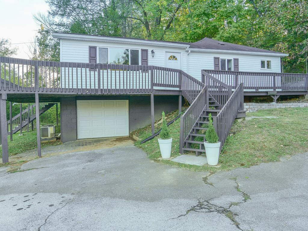1504 King Springs Road Johnson City, TN 37601 - Photo 1 of 35 Front of King Springs House
