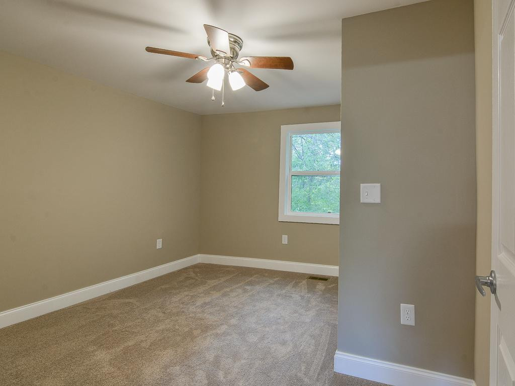 1504 King Springs Road Johnson City, TN 37601 - Photo 19 of 35 Bedroom 2 of home