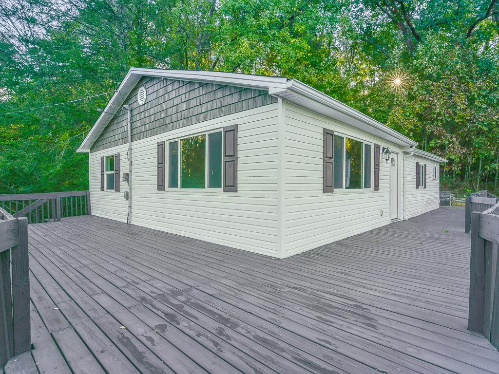 1504 King Springs Road Johnson City, TN 37601 - Photo 4 of 35 Wrap around deck of home