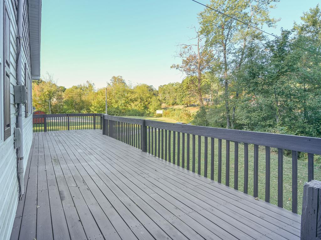 1504 King Springs Road Johnson City, TN 37601 - Photo 5 of 35 View 2 of entrance of home