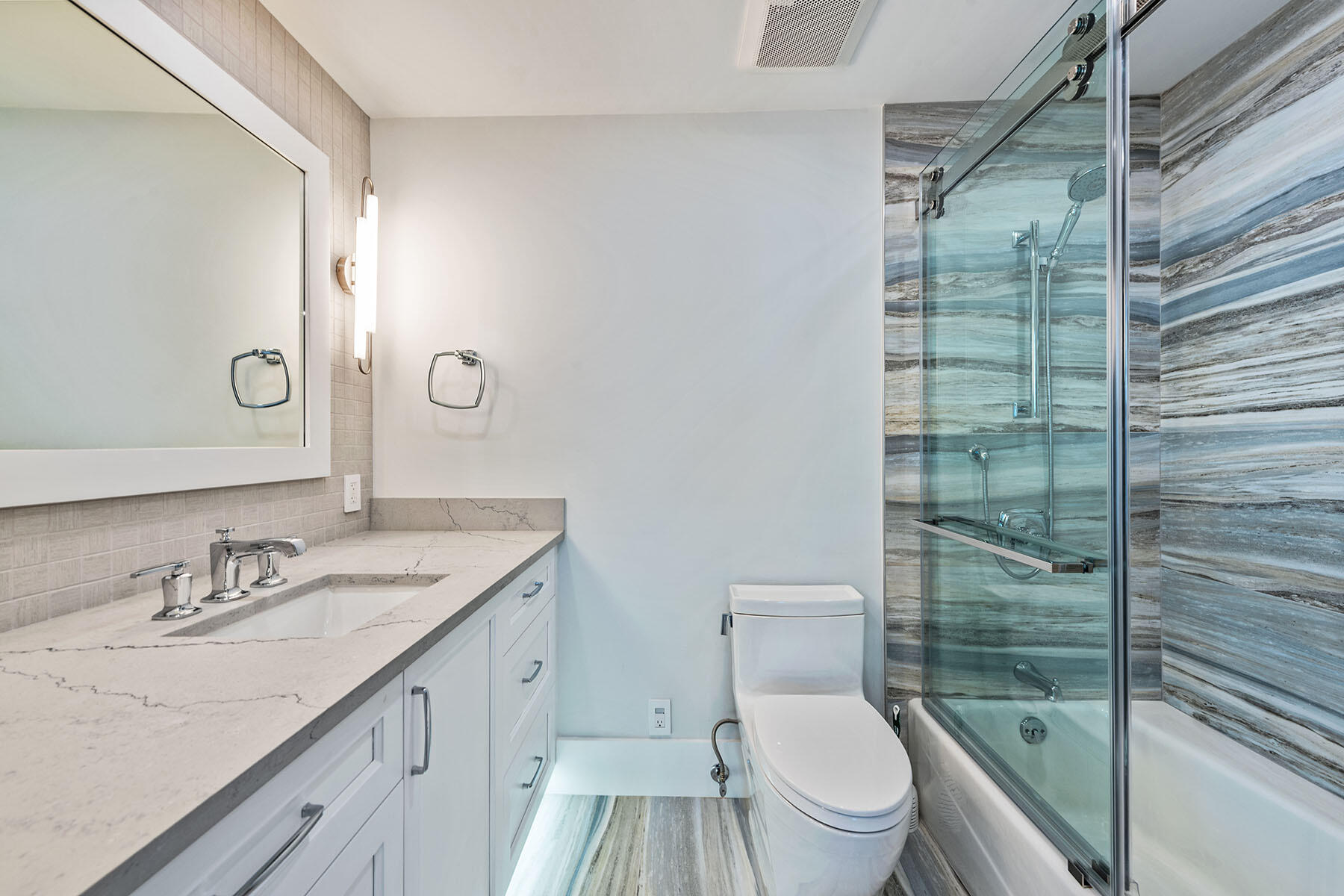 176 South Collier Boulevard, Unit PHA Marco Island, FL 34145 - Photo 26 of 50 225082092k