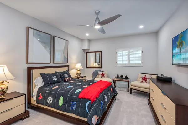 $5,650,000 | 176 South Collier Boulevard, Unit PHA, Marco Island, FL 34145