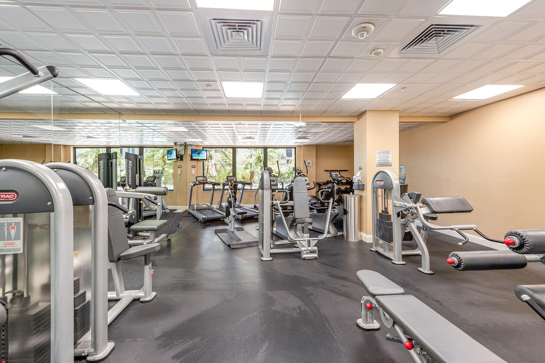 176 South Collier Boulevard, Unit PHA Marco Island, FL 34145 - Photo 31 of 50 225082092o