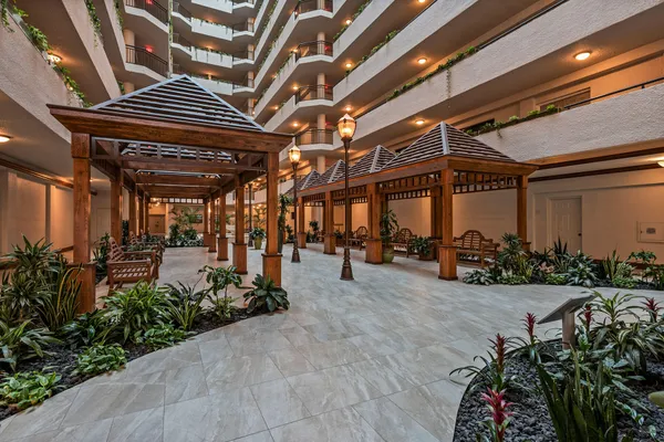 $5,650,000 | 176 South Collier Boulevard, Unit PHA, Marco Island, FL 34145