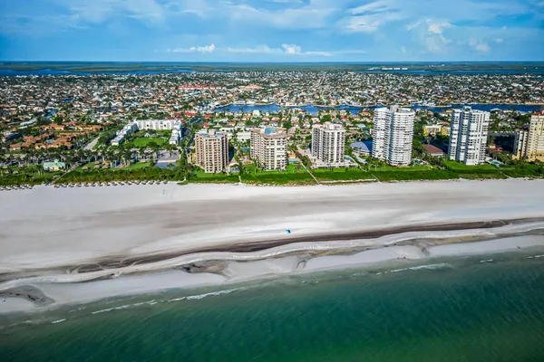 $5,650,000 | 176 South Collier Boulevard, Unit PHA, Marco Island, FL 34145