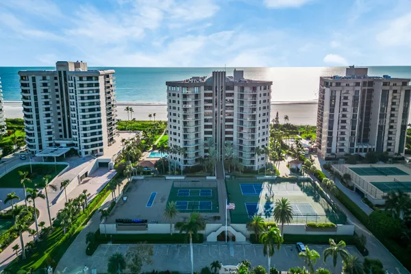 $5,650,000 | 176 South Collier Boulevard, Unit PHA, Marco Island, FL 34145