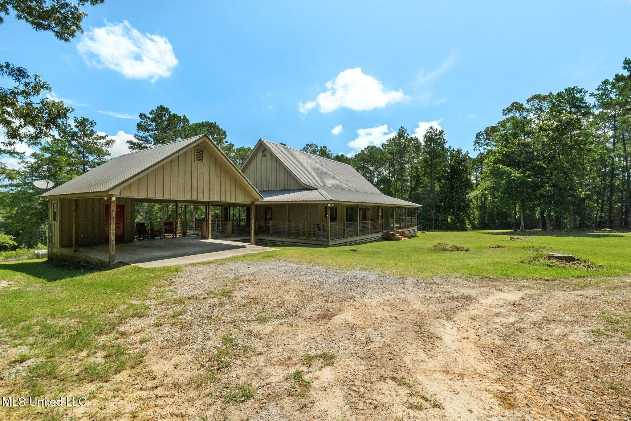 127 Ashe Road Poplarville, MS 39470 - Photo 5 of 66 127_Ashe_Rd-4