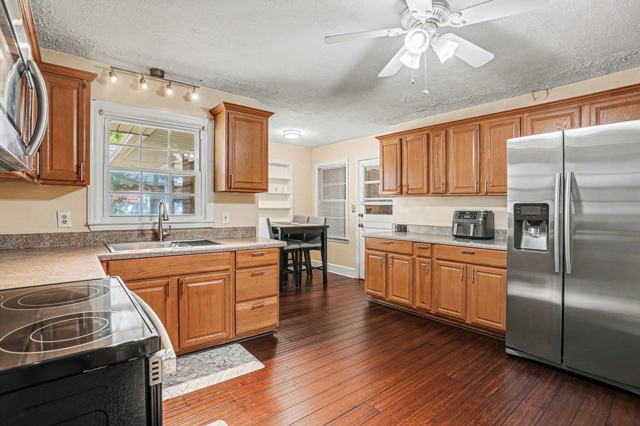 4375 Thomas Street Loris, SC 29569 - Photo 12 of 33