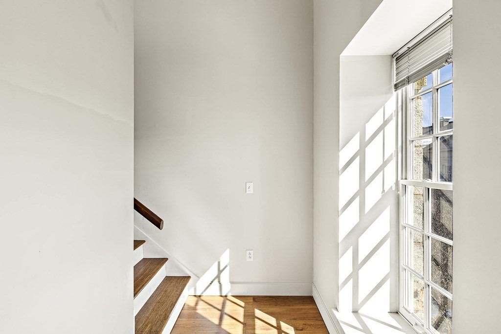 33 3rd Avenue, Unit PH309 Boston, MA 02129 - Photo 12 of 23