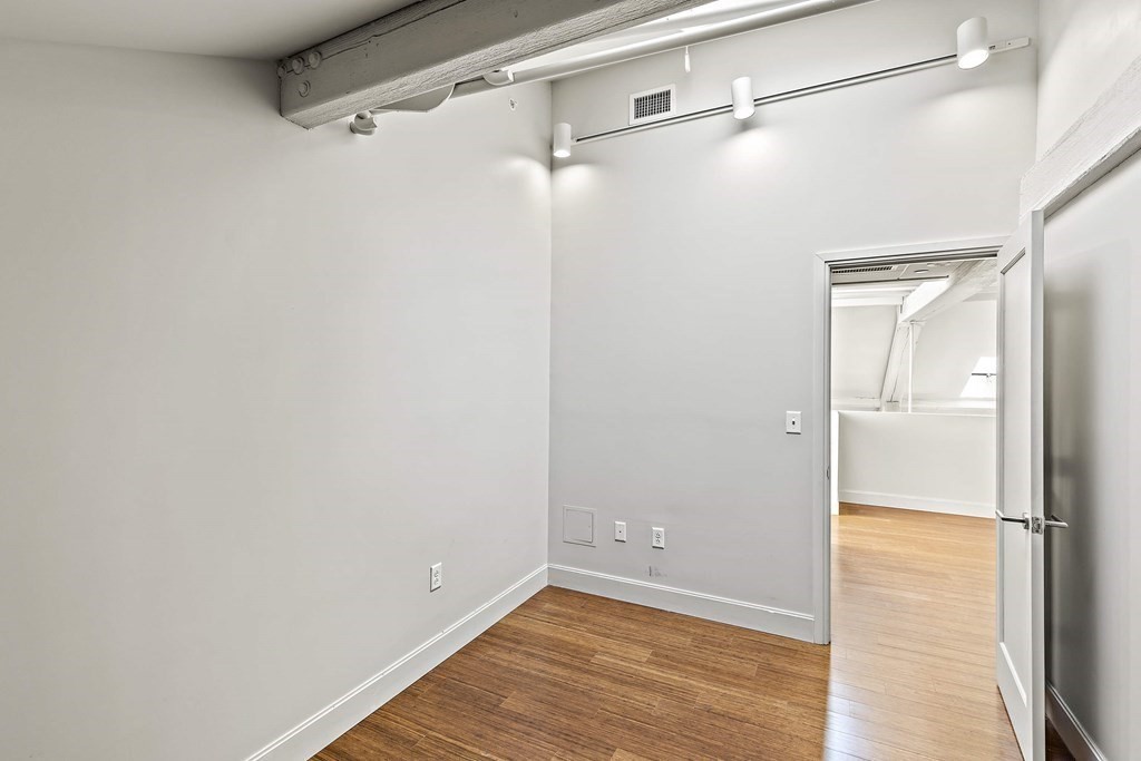 33 3rd Avenue, Unit PH309 Boston, MA 02129 - Photo 16 of 23