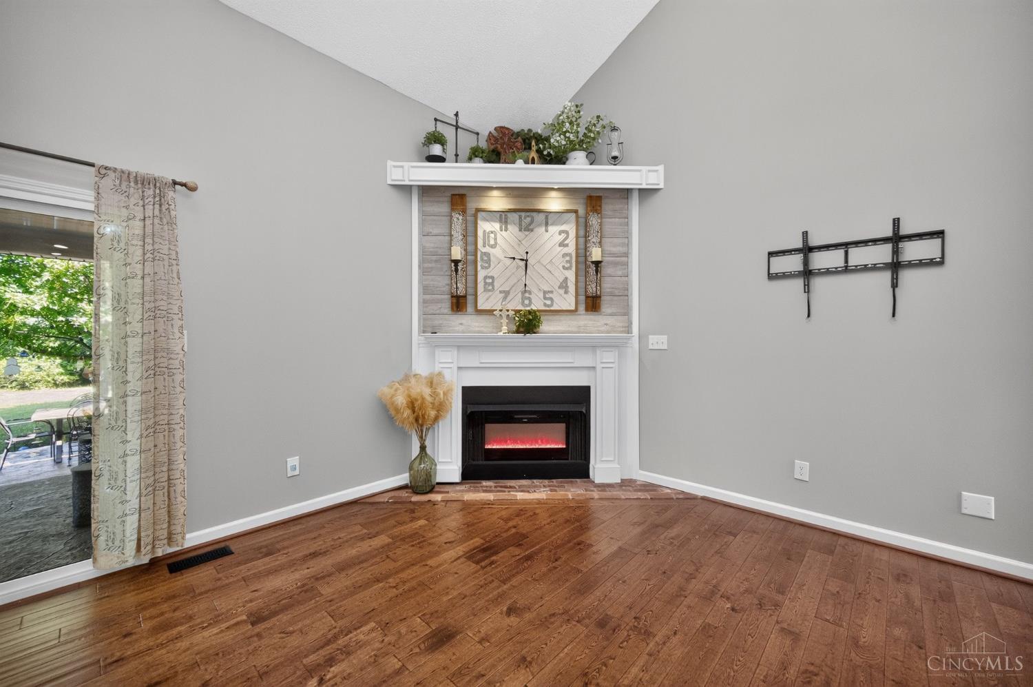 5921 Maud Hughes Road Hamilton, OH 45011 - Photo 10 of 82