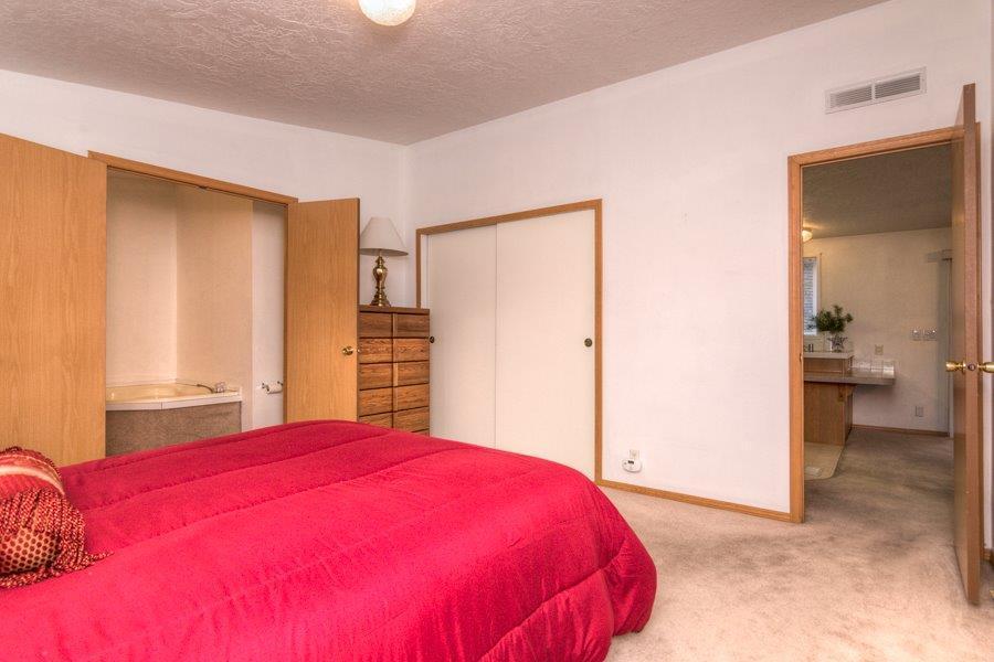 2656 Southwest Mariposa Loop Redmond, OR 97756 - Photo 14 of 28 14