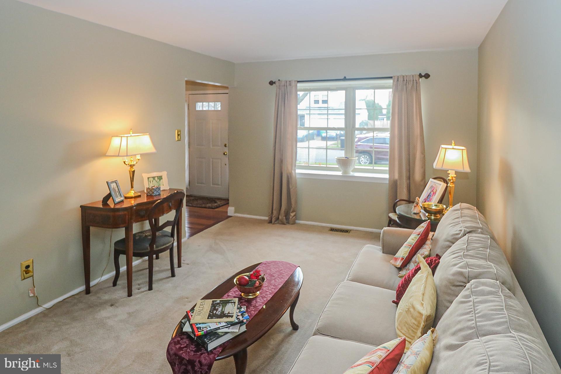 5 Devonshire Road Mount Laurel, NJ 08054 - Photo 3 of 41 Gallery Image 3