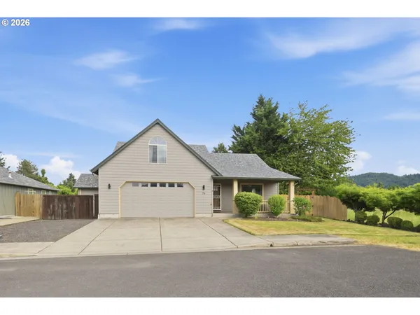 $624,000 | 74 Sunday Drive, Creswell, OR 97426