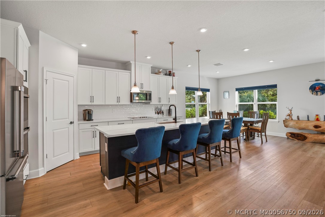 194 Southwest Pomeroy Street Stuart, FL 34997 - Photo 10 of 74 Gallery Image 10
