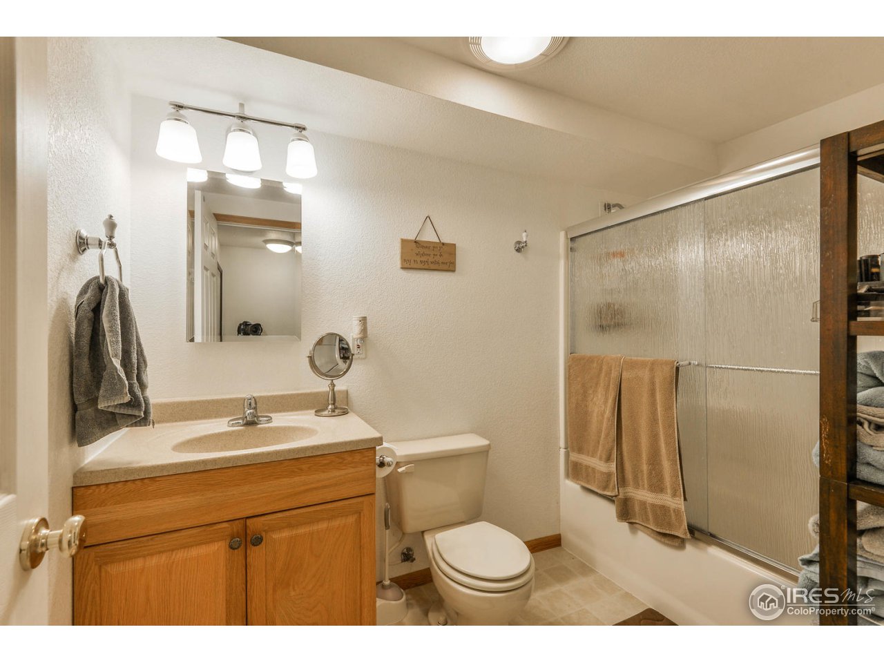 1712 Silvergate Road Fort Collins, CO 80526 - Photo 31 of 39 Gallery Image 31