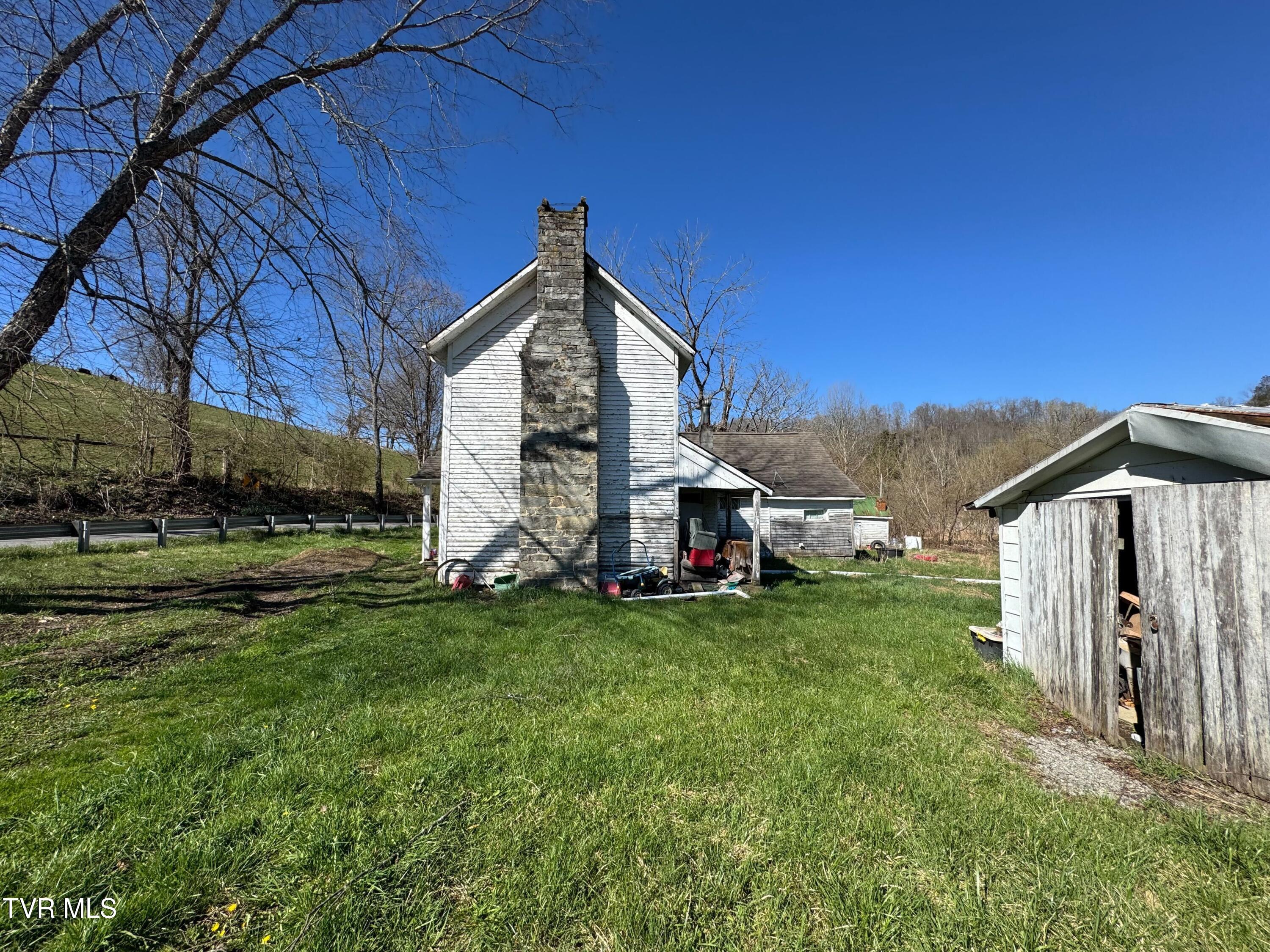 25163 Rich Valley Road Abingdon, VA 24210 - Photo 8 of 10 8