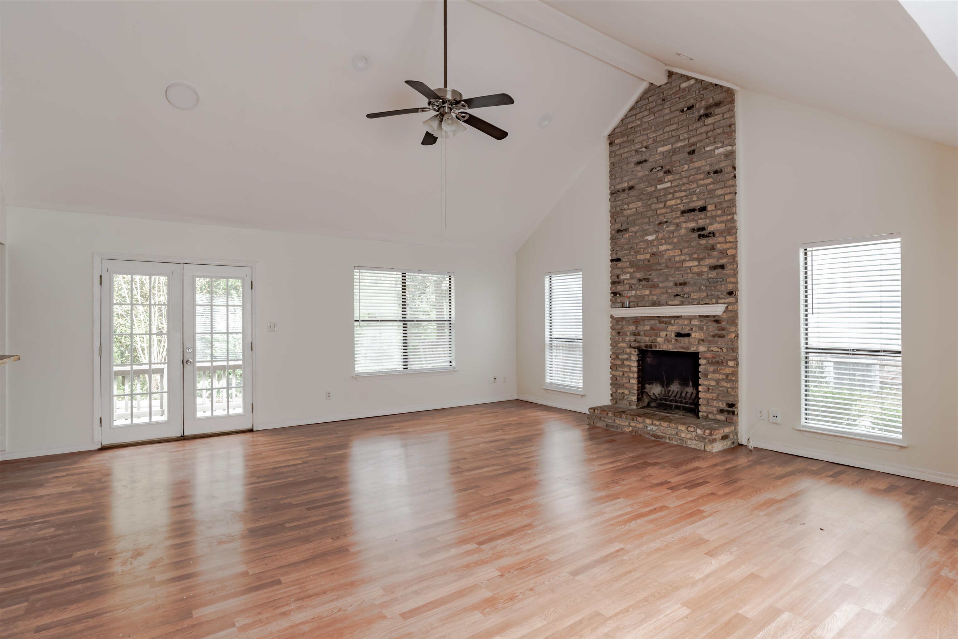 131 Montclair Loop Daphne, AL 36526 - Photo 3 of 19