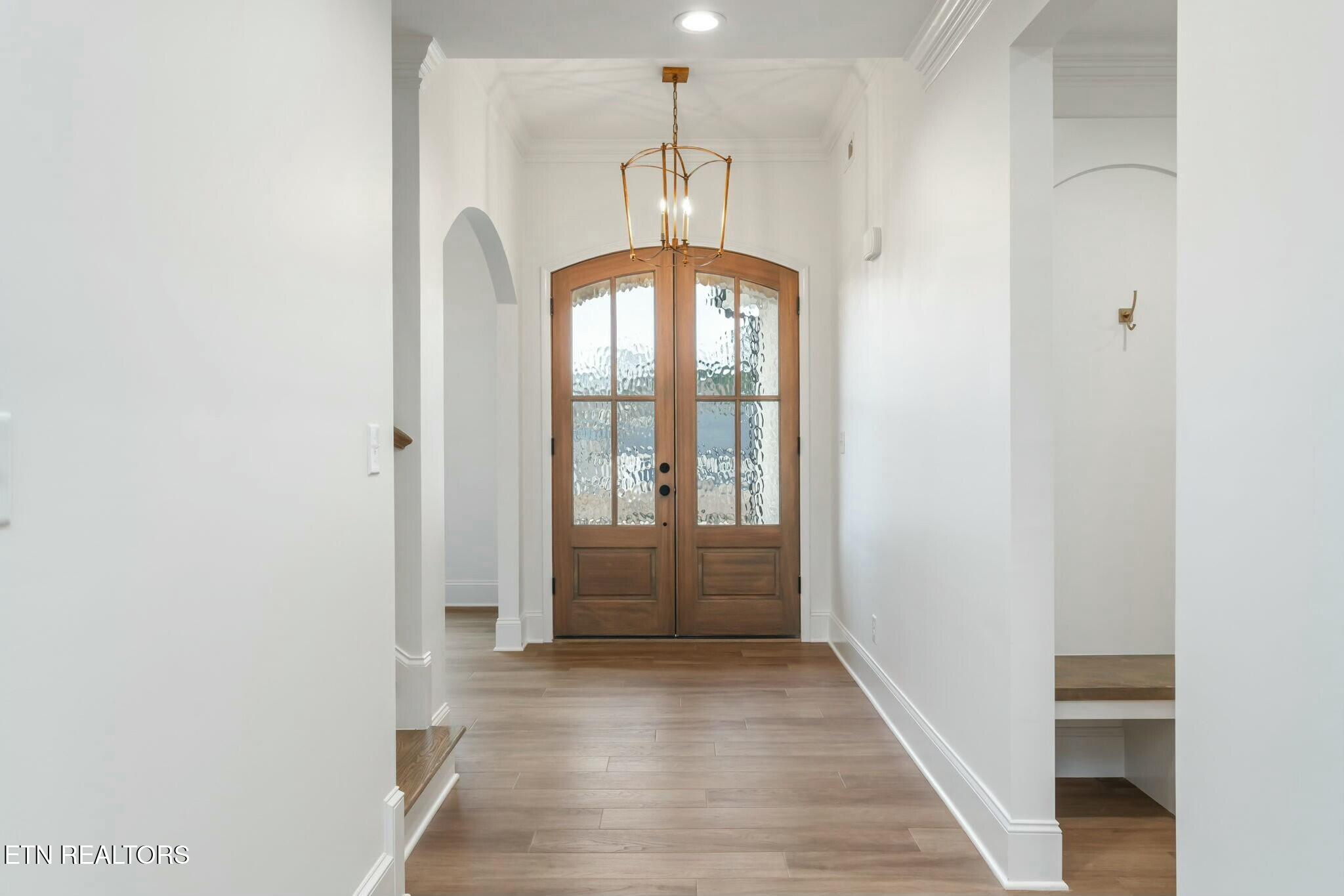 1506 Liberty Pk Road Knoxville, TN 37922 - Photo 2 of 57 Foyer