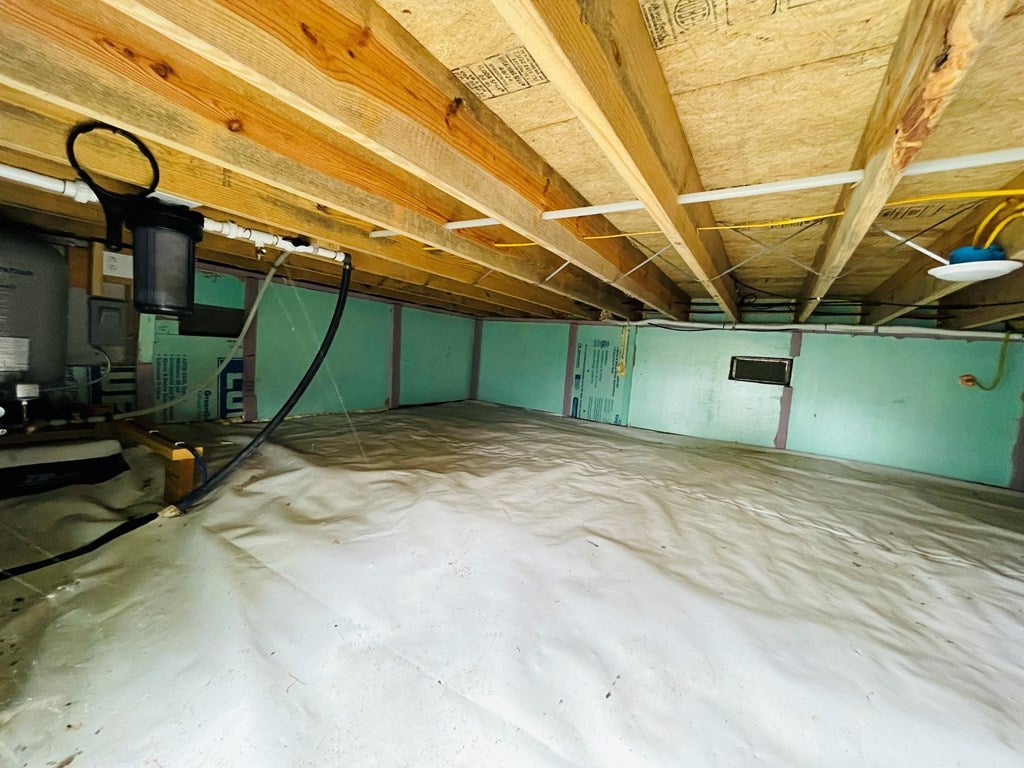 556 Dugspur Road Dugspur, VA 24325 - Photo 21 of 23 Gallery Image 21