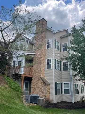 $277,000 | 1521 Eagle Pointe Drive, Canonsburg, PA 15317