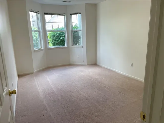 $277,000 | 1521 Eagle Pointe Drive, Canonsburg, PA 15317