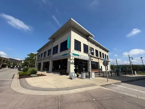 $277,000 | 1521 Eagle Pointe Drive, Canonsburg, PA 15317