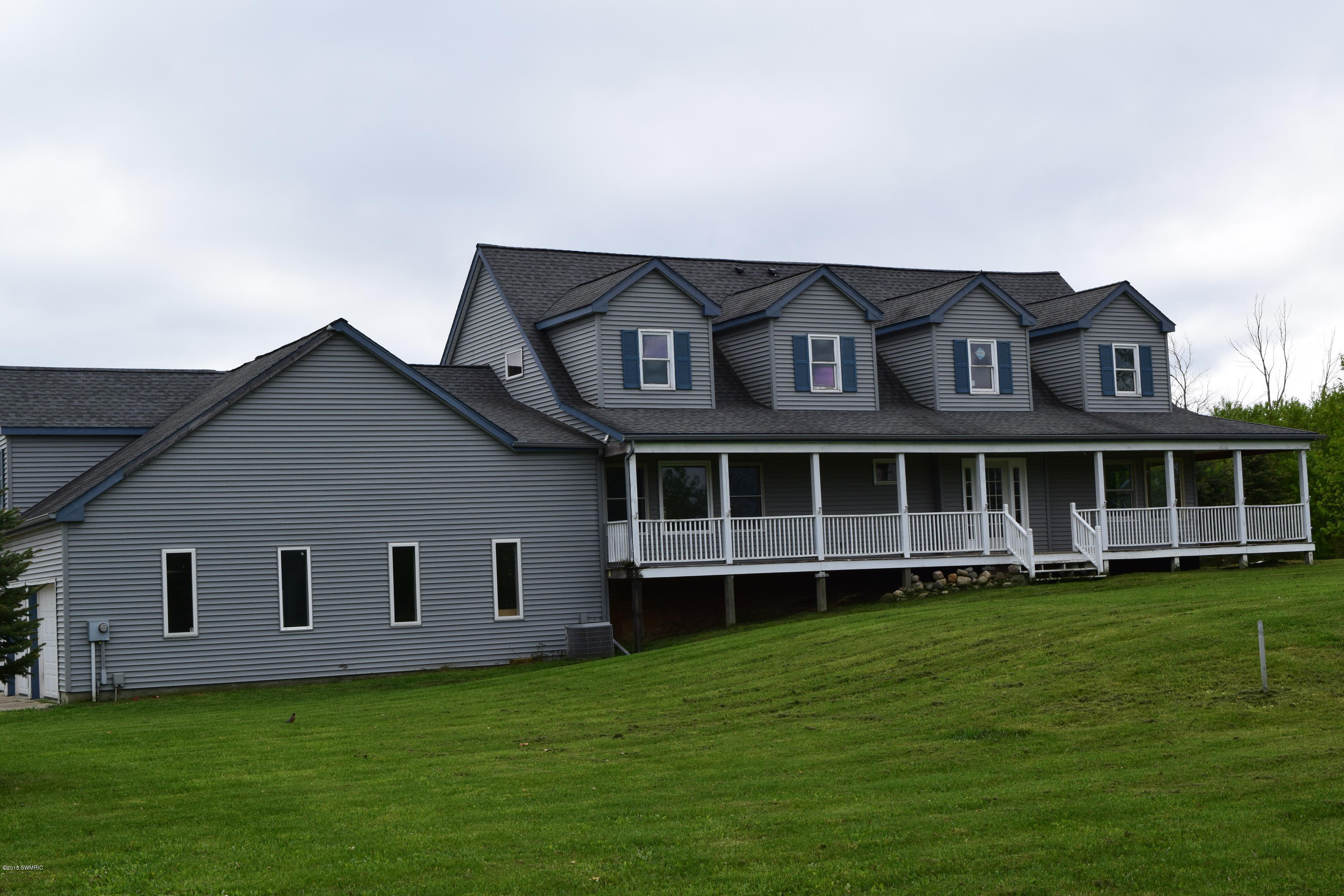 6197 South Ionia Bellevue, MI 49021 - Photo 1 of 39 DSC_0115