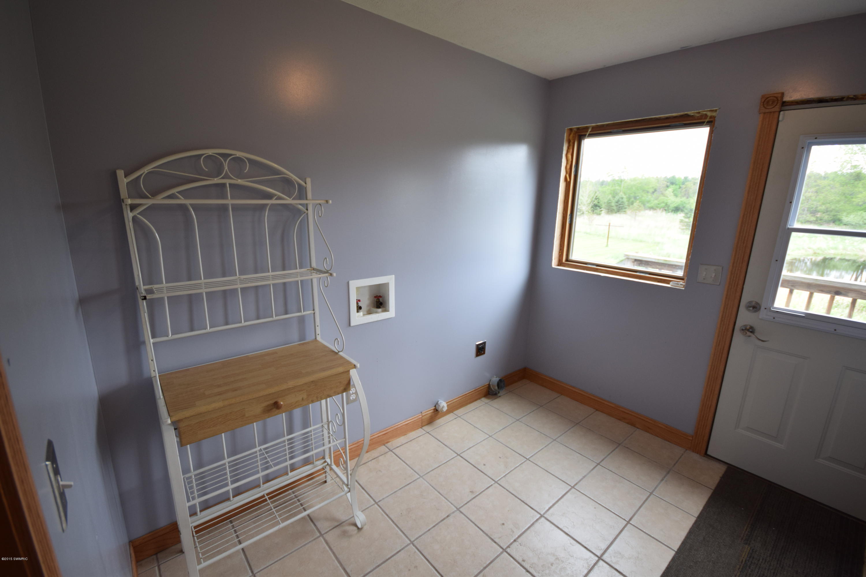 6197 South Ionia Bellevue, MI 49021 - Photo 16 of 39 DSC_0130