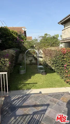 $2,870 | 15716 Normandie Avenue, Unit 6, Gardena, CA 90247