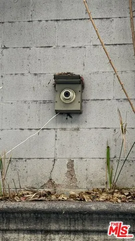 $2,870 | 15716 Normandie Avenue, Unit 6, Gardena, CA 90247